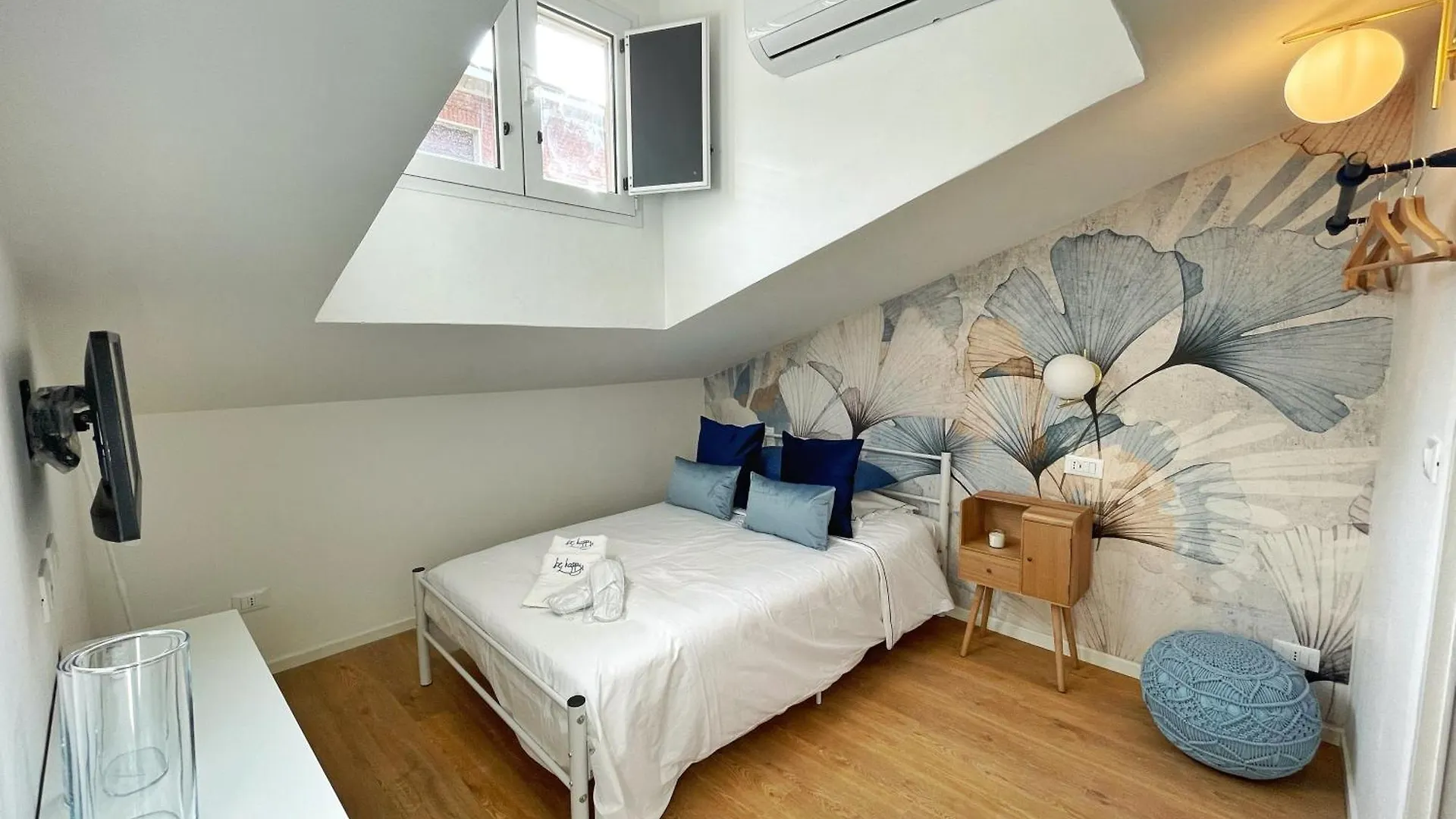 ボローニャBehappys Charming Balcony-Near The Centre&Rizzoliアパートメント ボローニャ